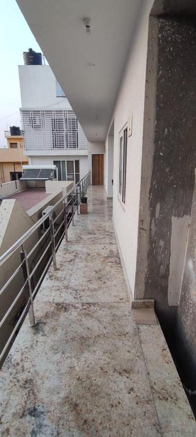 Rvr Abode -Private Rooms Bangalore Exterior photo